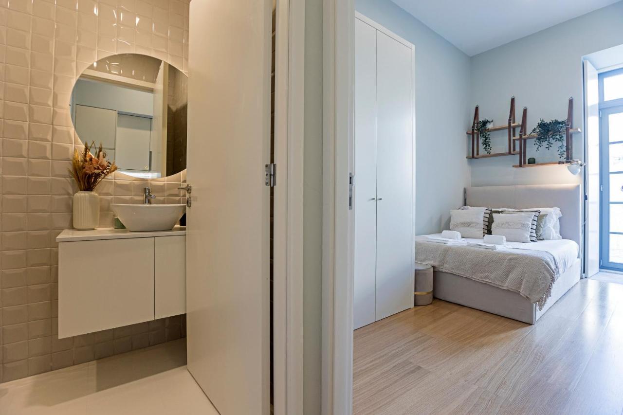 31 Janeiro 157 - Stylish 1Br W/ Ac & Balcony By Lovelystay Porto Kültér fotó