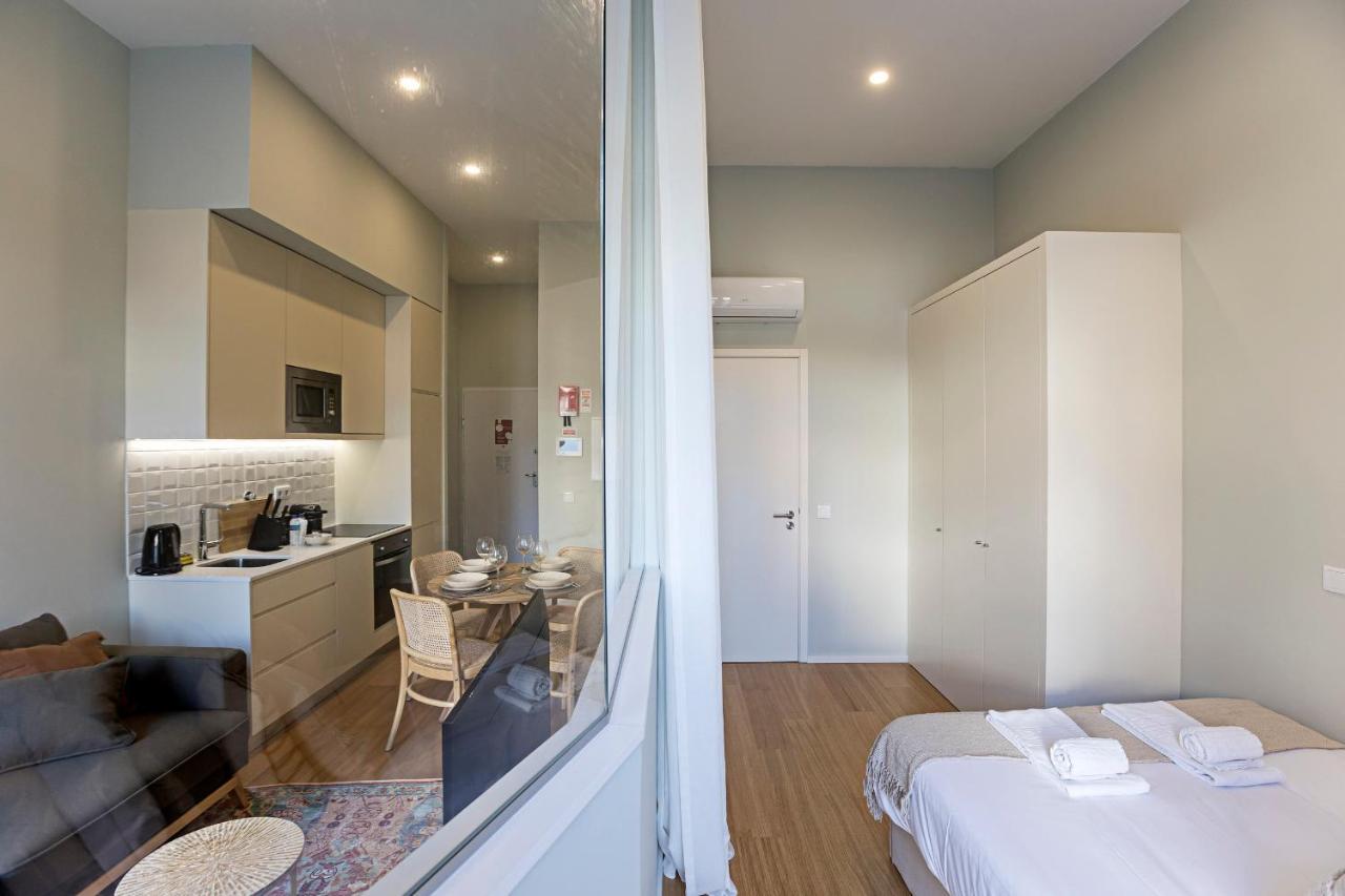 31 Janeiro 157 - Stylish 1Br W/ Ac & Balcony By Lovelystay Porto Kültér fotó