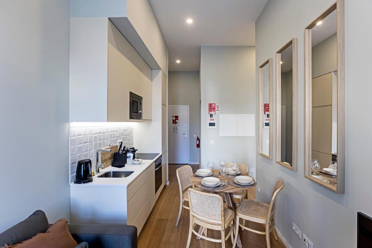 31 Janeiro 157 - Stylish 1Br W/ Ac & Balcony By Lovelystay Porto Kültér fotó