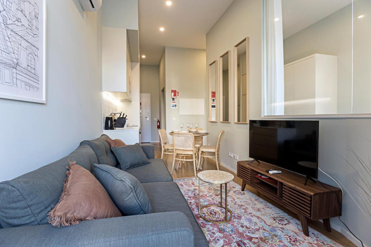 31 Janeiro 157 - Stylish 1Br W/ Ac & Balcony By Lovelystay Porto Kültér fotó